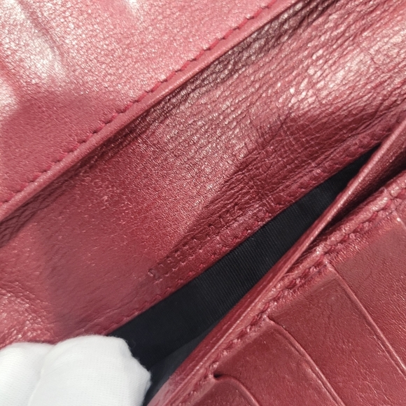 🔹️ Gucci🔹️ Vintage Guccissima Burgundy Wallet with Heart Snap ✨️💜 - Picture 12 of 15